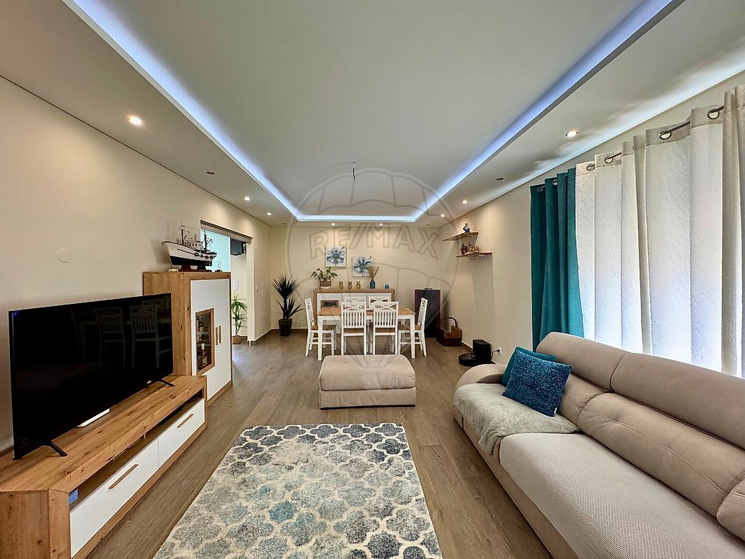 listing 123991240-2 picture-0