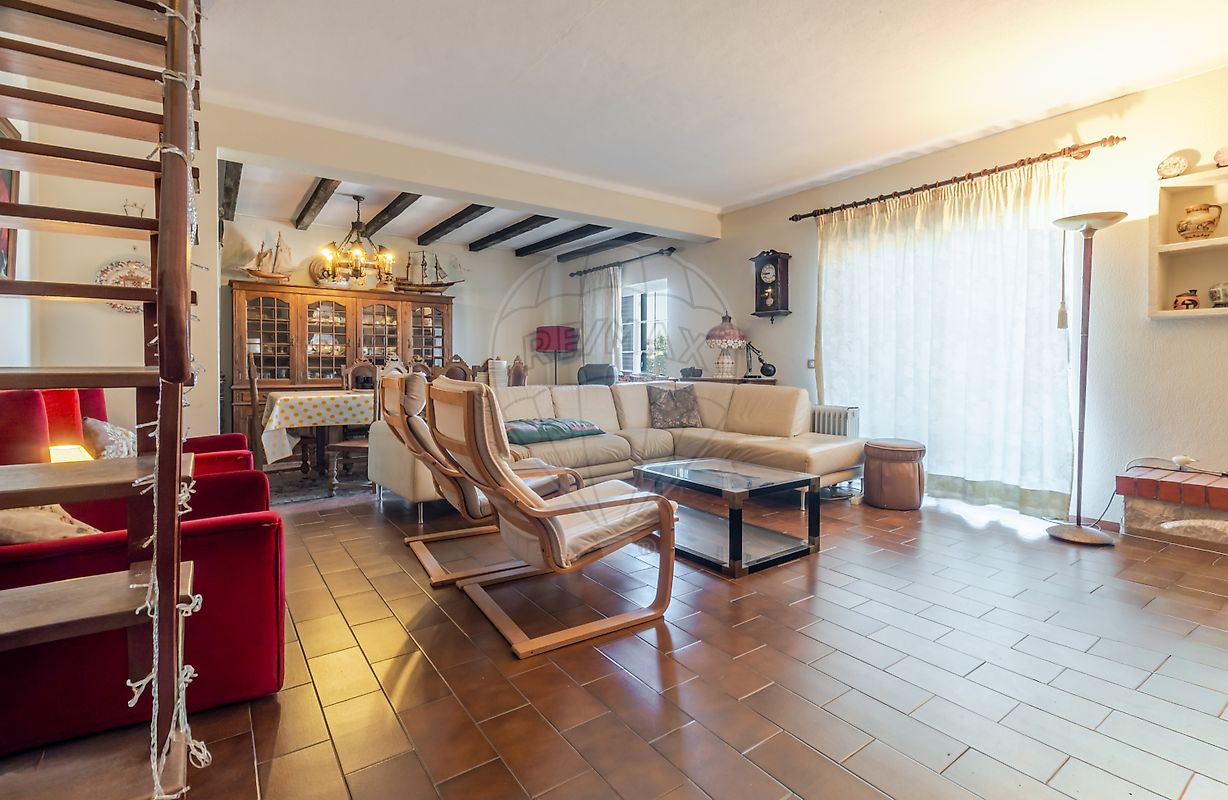 Moradia T2 em Sesimbra (Castelo), €450.000