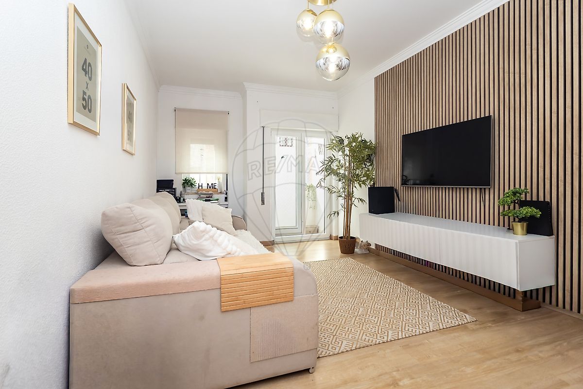 Apartamento T2 em Gâmbia-Pontes-Alto da Guerra, €272.900
