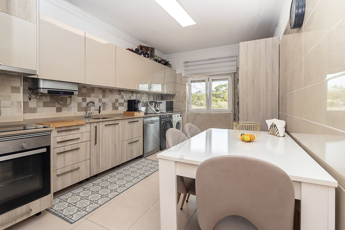 Apartamento T2 à venda em Setúbal