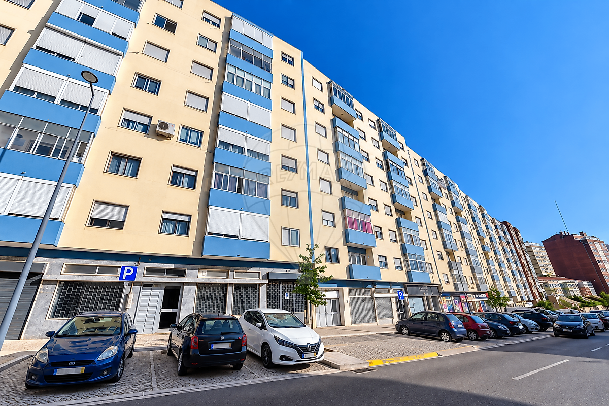 Apartamento T2 à venda em Sintra