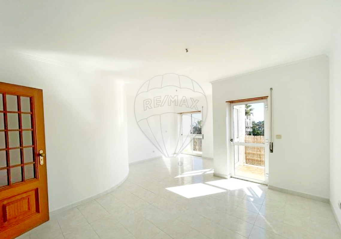 Apartamento T3 à venda em Charneca de Caparica e Sobreda, Almada — foto 3