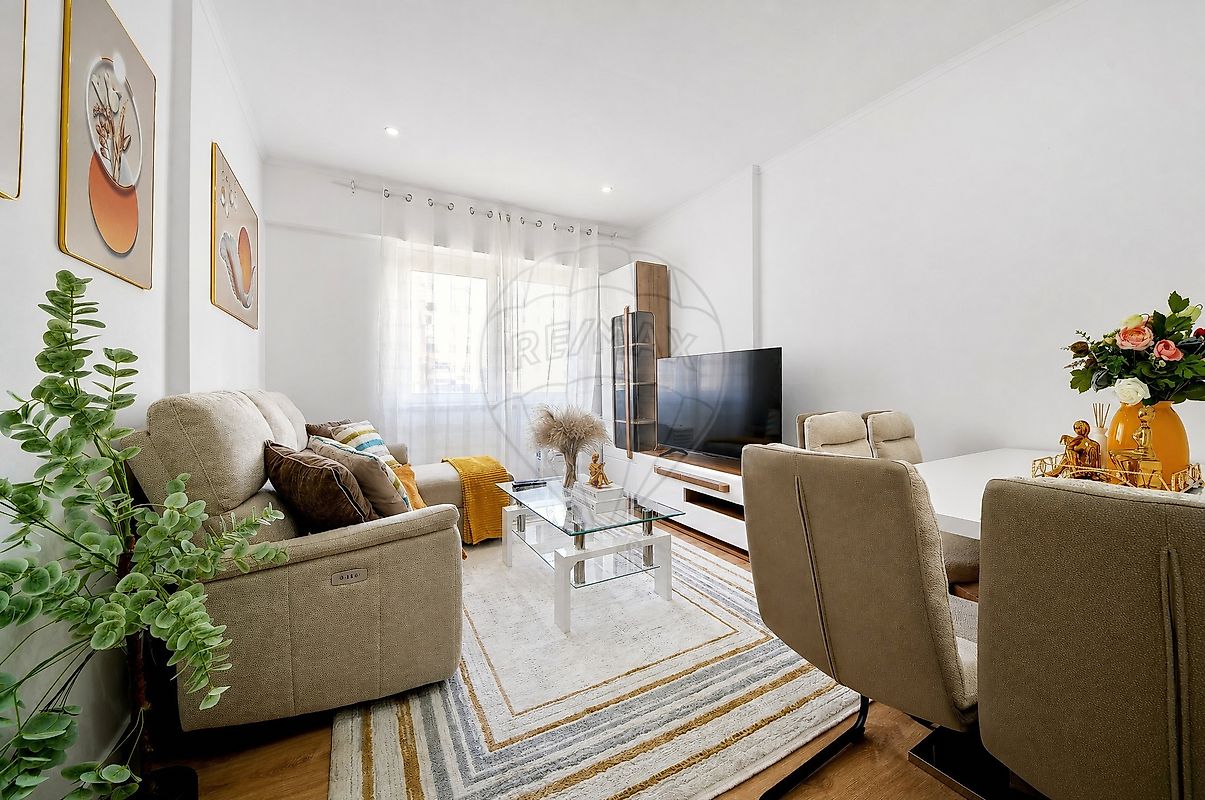 Apartamento T3 à venda em Odivelas