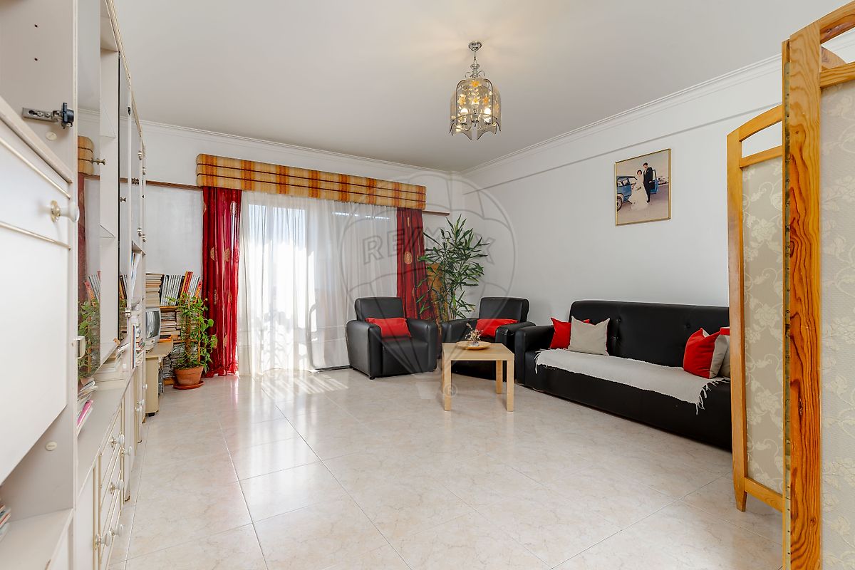 Apartamento T3 à venda em Odivelas