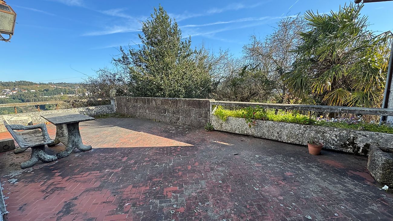 listing 124021145-48 picture-0