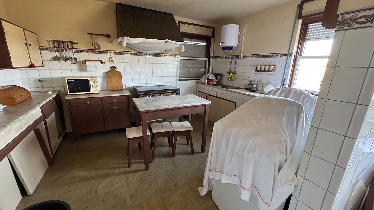 listing 124021145-48 picture-0