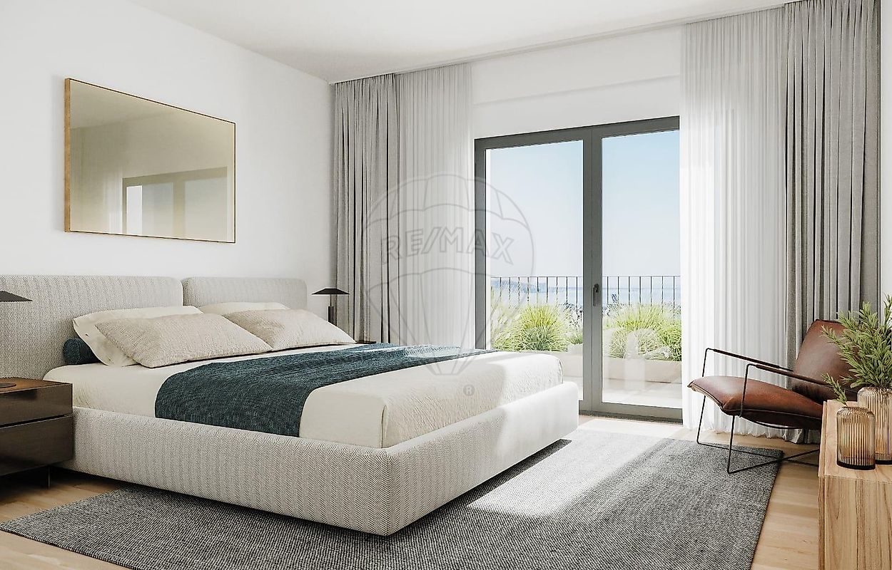 Apartamento T5 à venda em Oeiras
