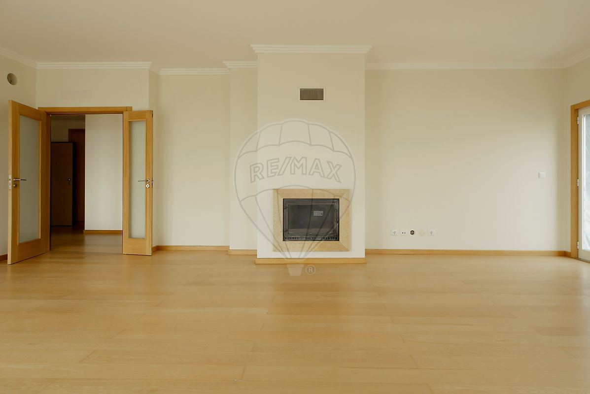 Apartamento T3 à venda em Oeiras