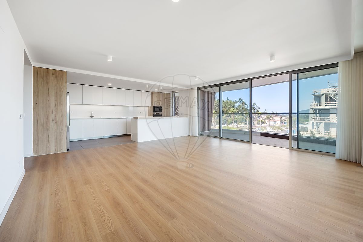 Apartamento T4 à venda em Sintra