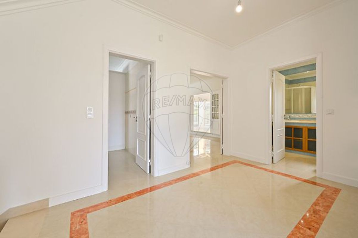 listing 124031296-2 picture-0