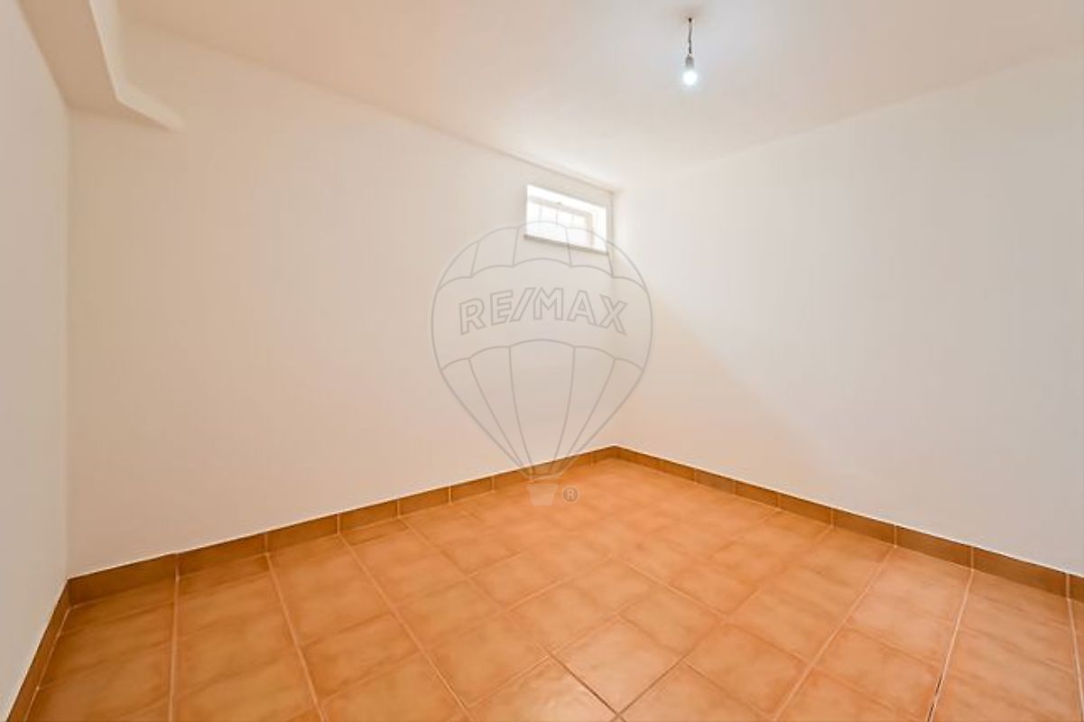 listing 124031296-2 picture-0
