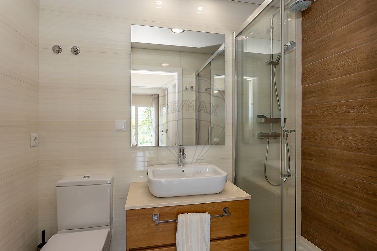 listing 124031301-170 picture-0