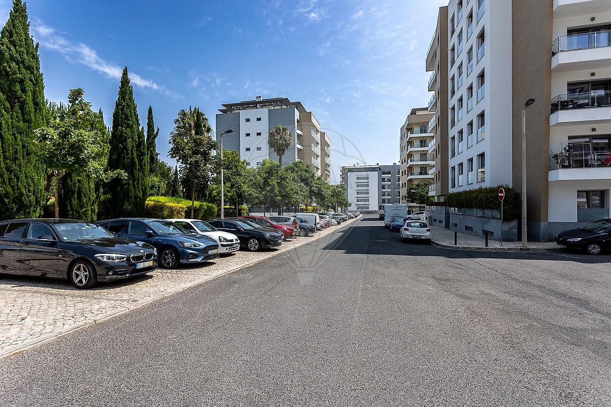 listing 124031301-170 picture-0