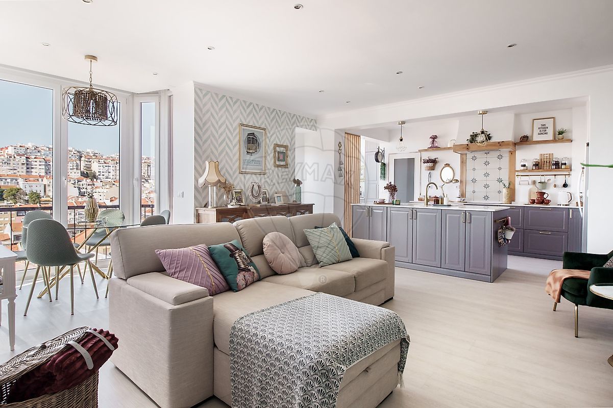 Apartamento T3 à venda em Oeiras