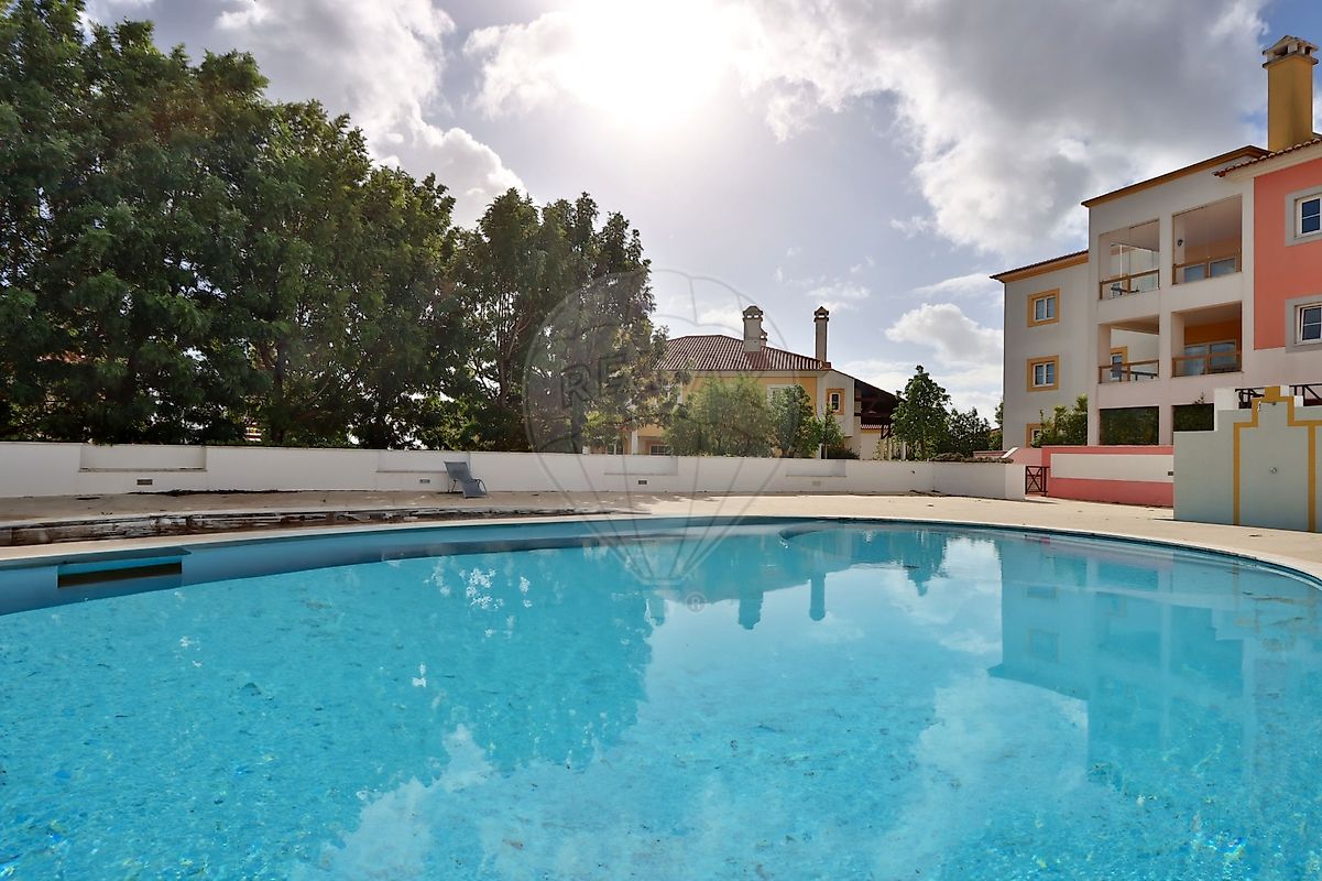 Apartamento T4 em Sintra (Santa Maria e São Miguel, São Martinho e São Pedro de Penaferrim) 1