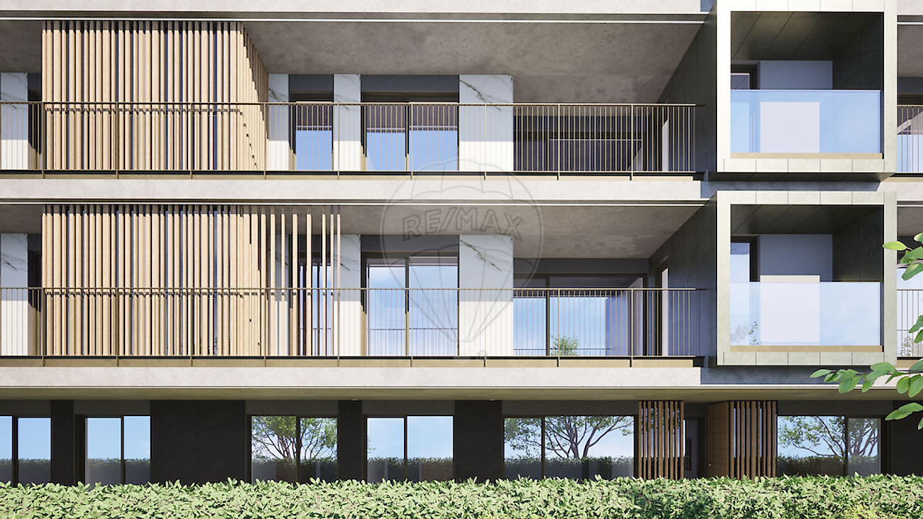 Apartamento T3 à venda em Amadora