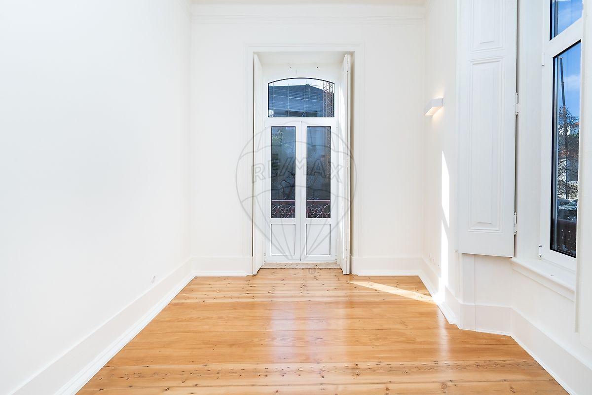 listing 124071231-152 picture-0
