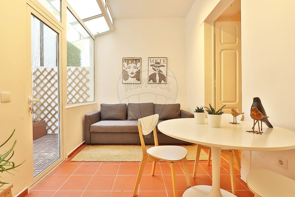 Apartamento T2 em Campo de Ourique 2