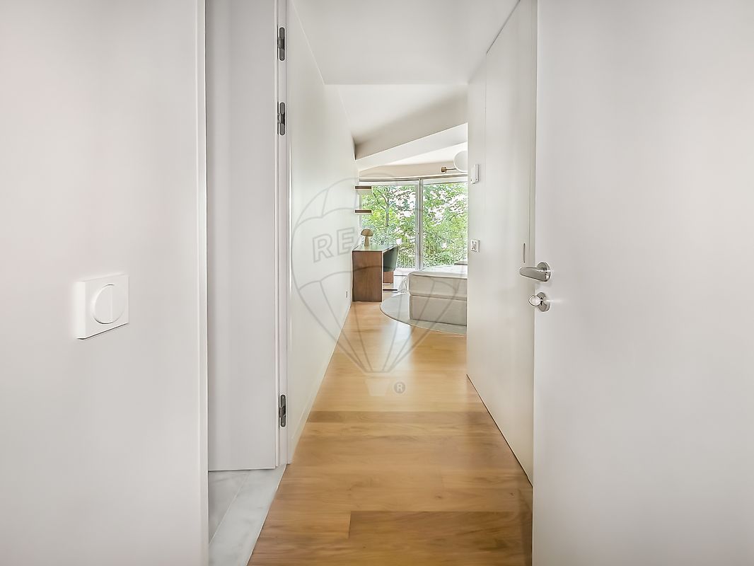 Apartamento T3 em Santo António 17