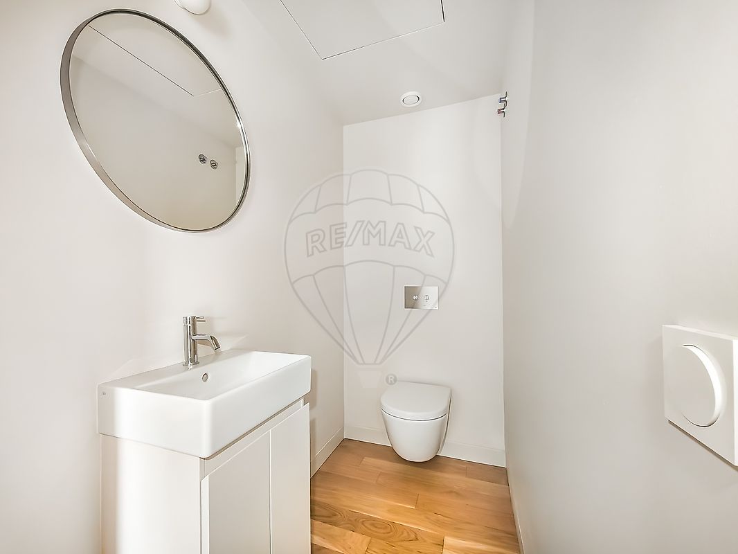 Apartamento T3 em Santo António 30