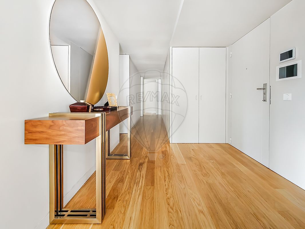 Apartamento T3 em Santo António 14