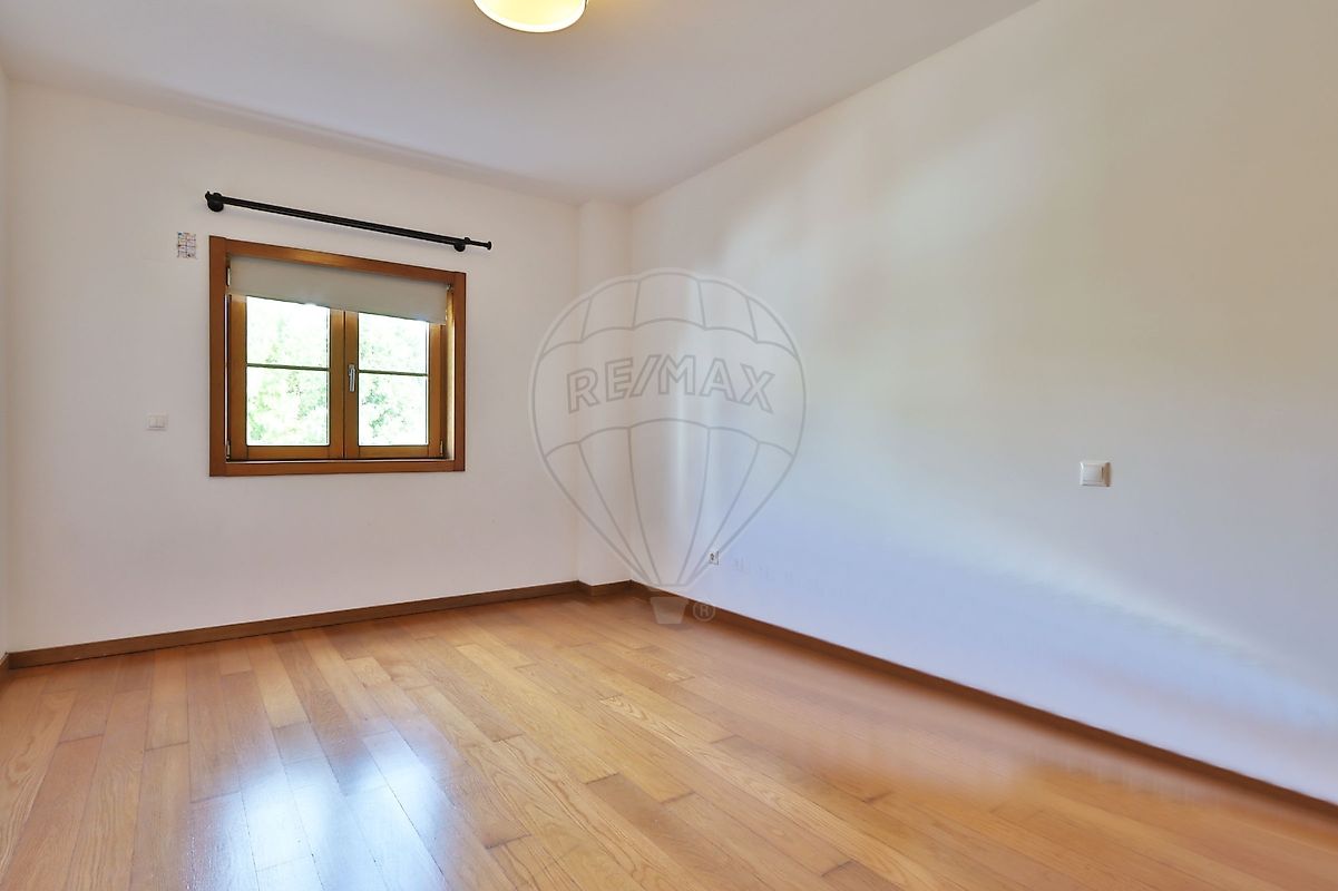 Apartamento T4 em Sintra (Santa Maria e São Miguel, São Martinho e São Pedro de Penaferrim) 31