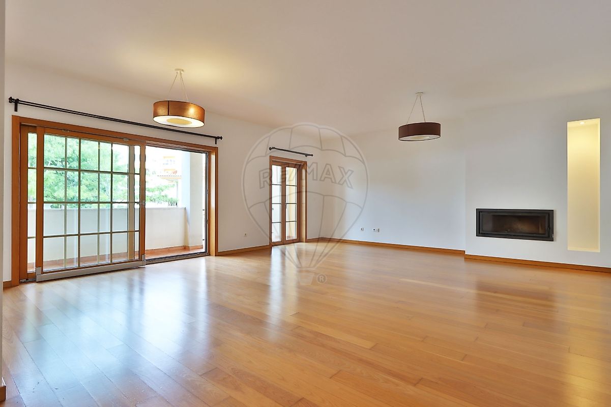 Apartamento T4 em Sintra (Santa Maria e São Miguel, São Martinho e São Pedro de Penaferrim) 4