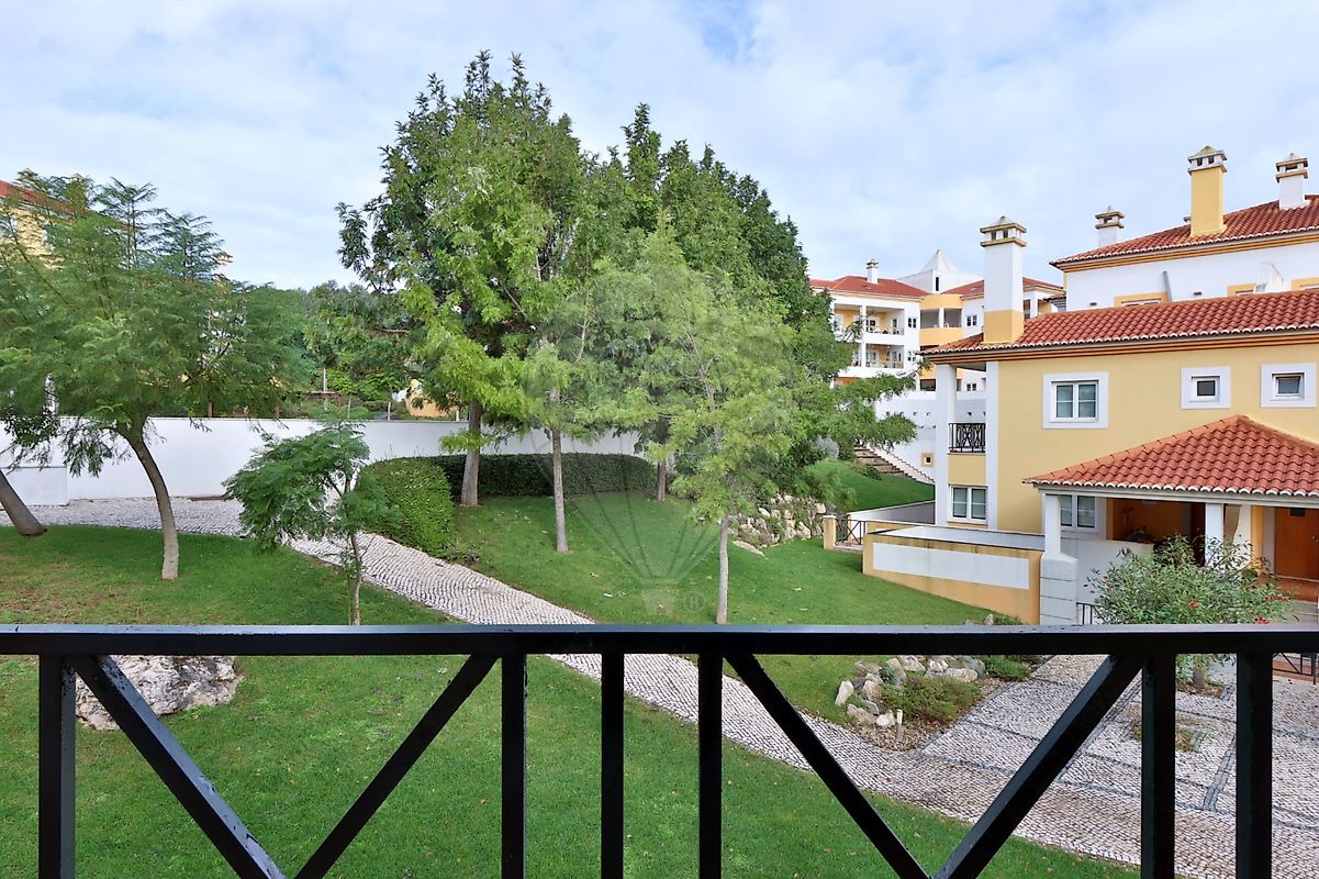 Apartamento T4 em Sintra (Santa Maria e São Miguel, São Martinho e São Pedro de Penaferrim) 10