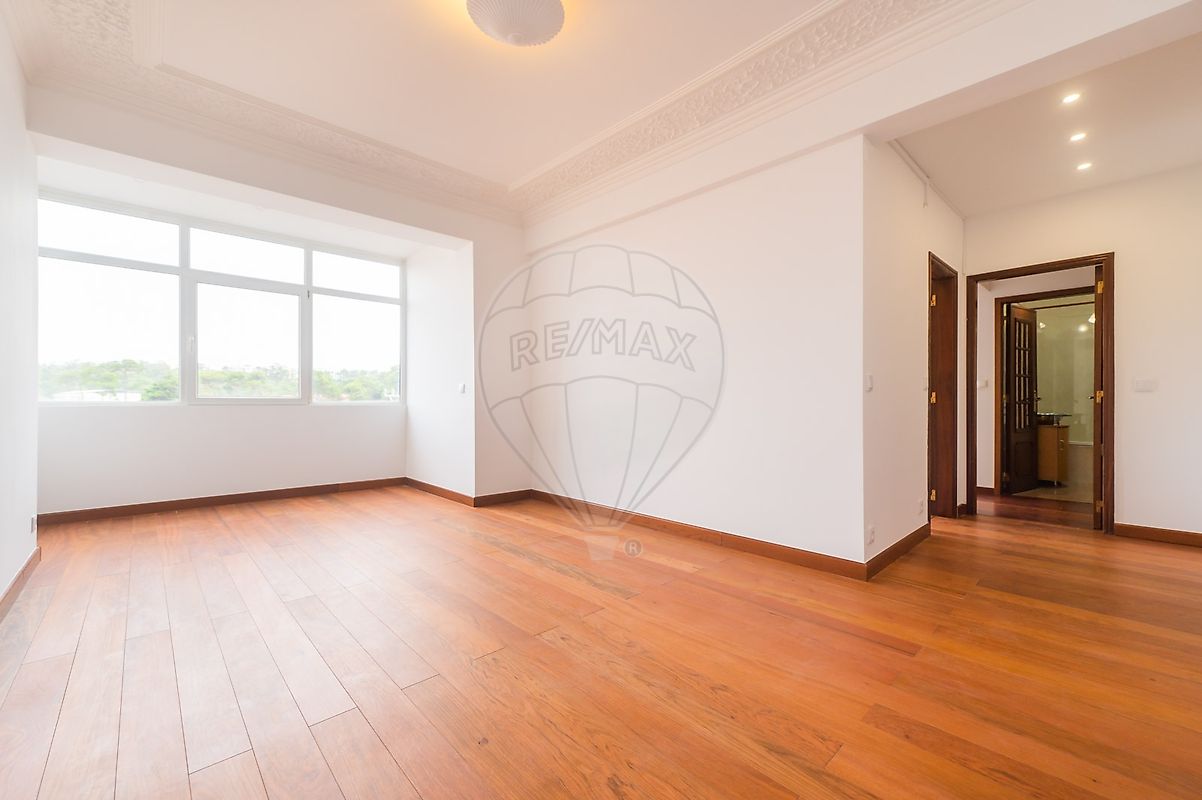 Apartamento T1 à venda em Oeiras