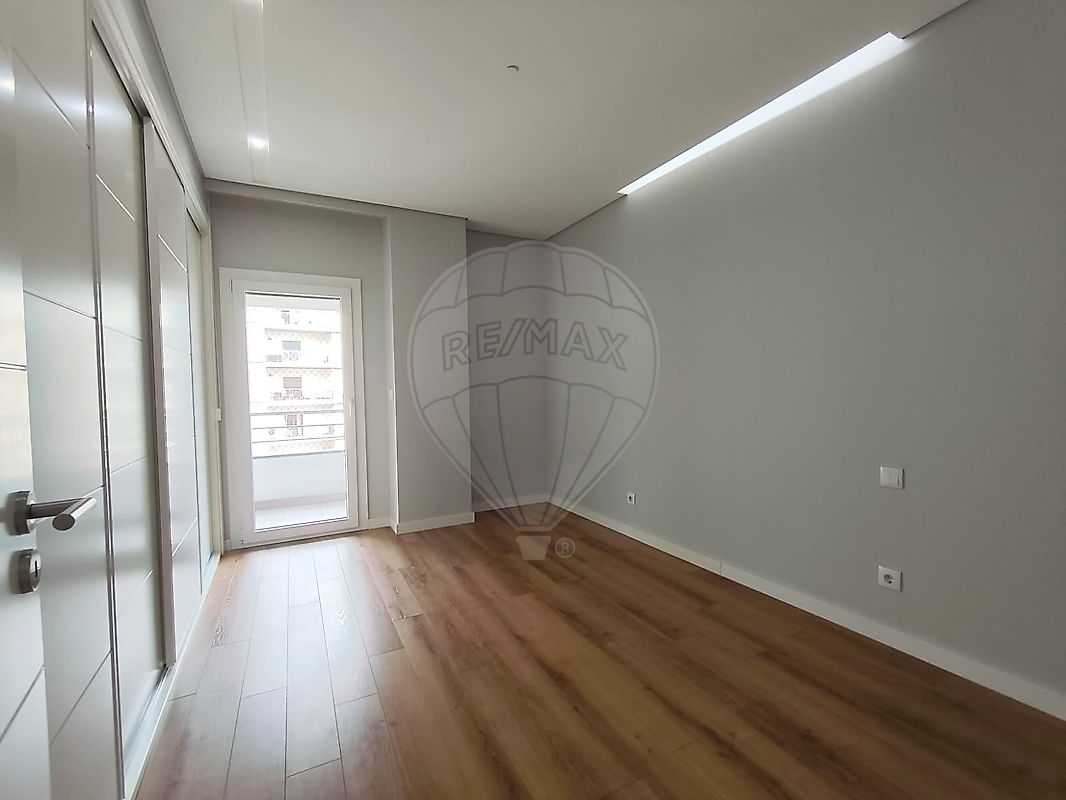 listing 124101168-57 picture-0