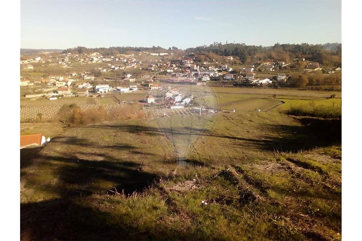 Land for sale in Lousada, Portugal — €70,000