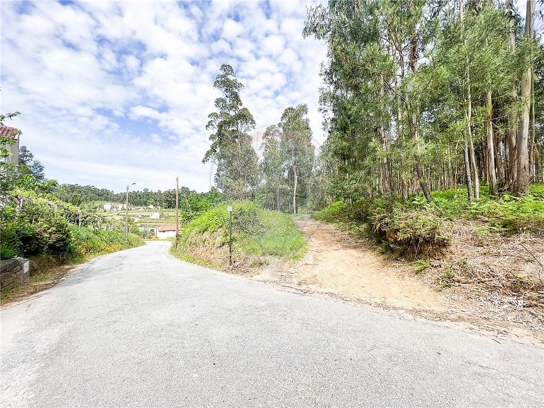 Land for sale in Felgueiras, Portugal — €66,500