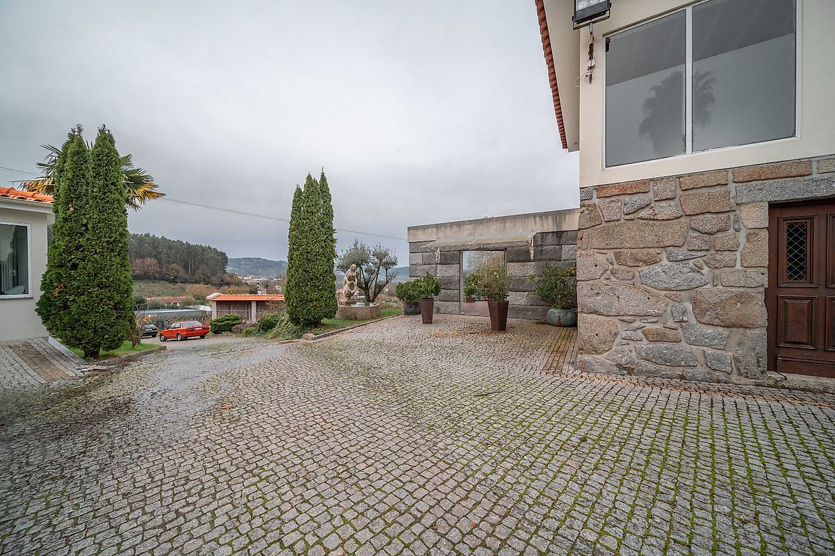 listing 124111001-3385 picture-0