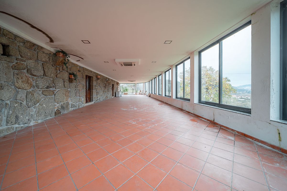 listing 124111001-3385 picture-0