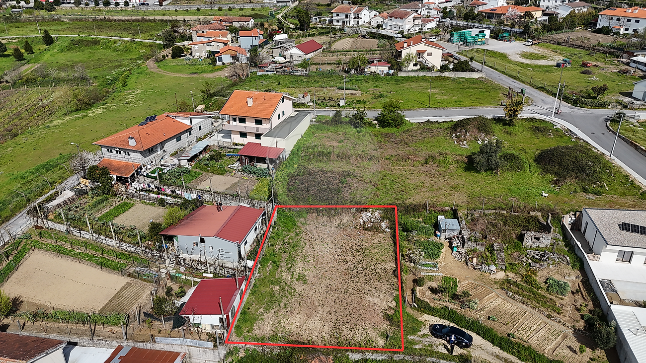 Terreno em Felgueiras