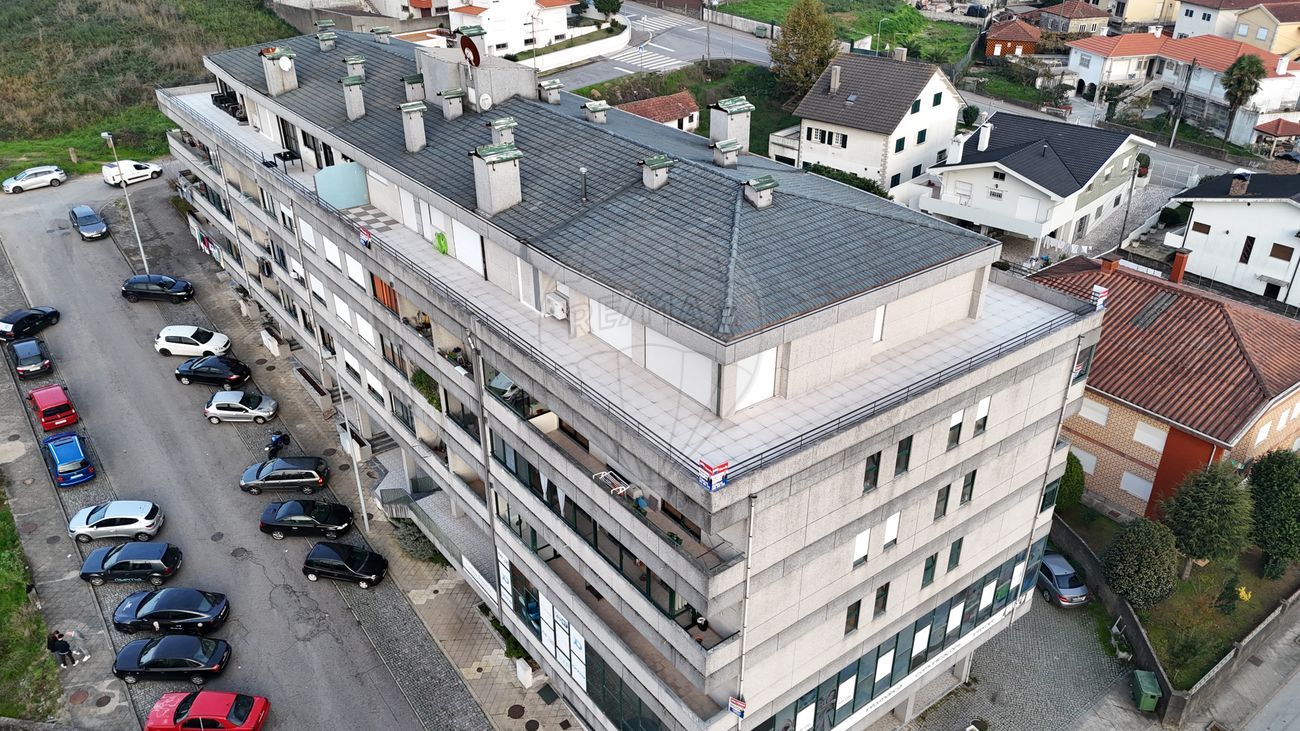Apartamento T4 para venda