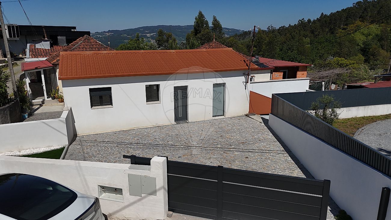 Moradia T2 para venda