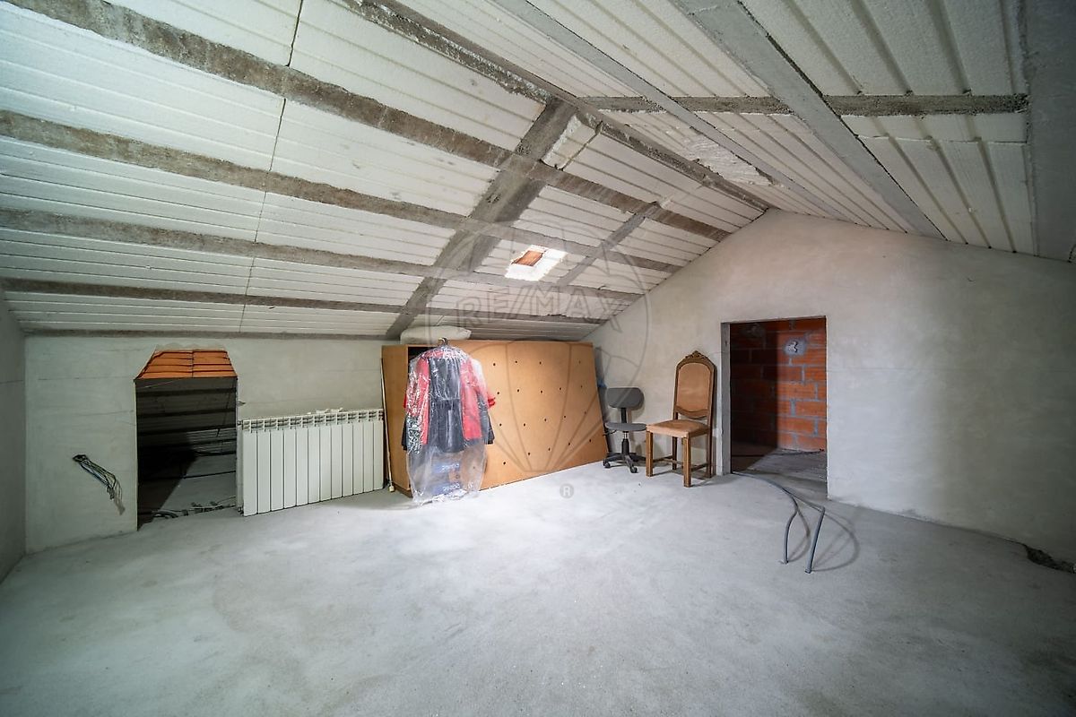 listing 124111051-96 picture-0