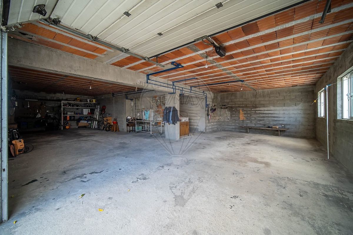listing 124111051-96 picture-0