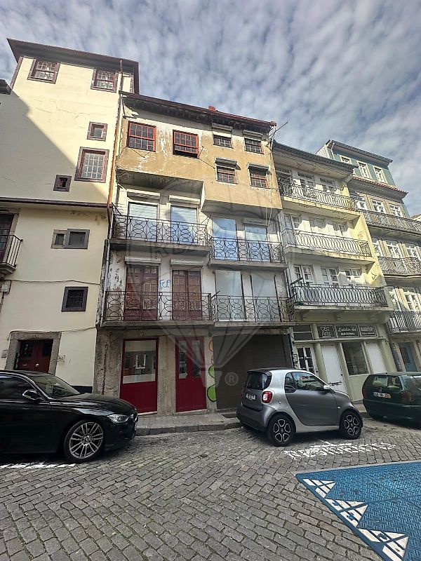 Prédio à venda em Porto