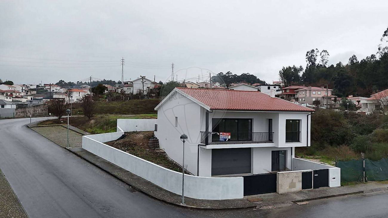 Moradia - Friande, Felgueiras, Porto