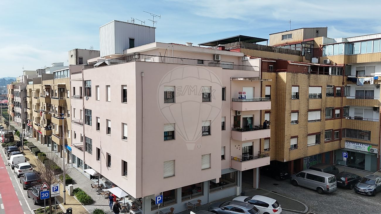 Apartamento T2 à venda em Felgueiras