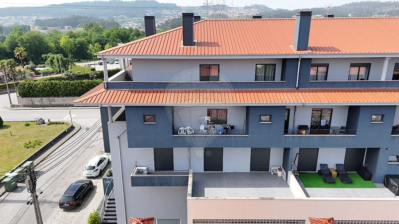 Apartamento T2 à venda em Paços de Ferreira