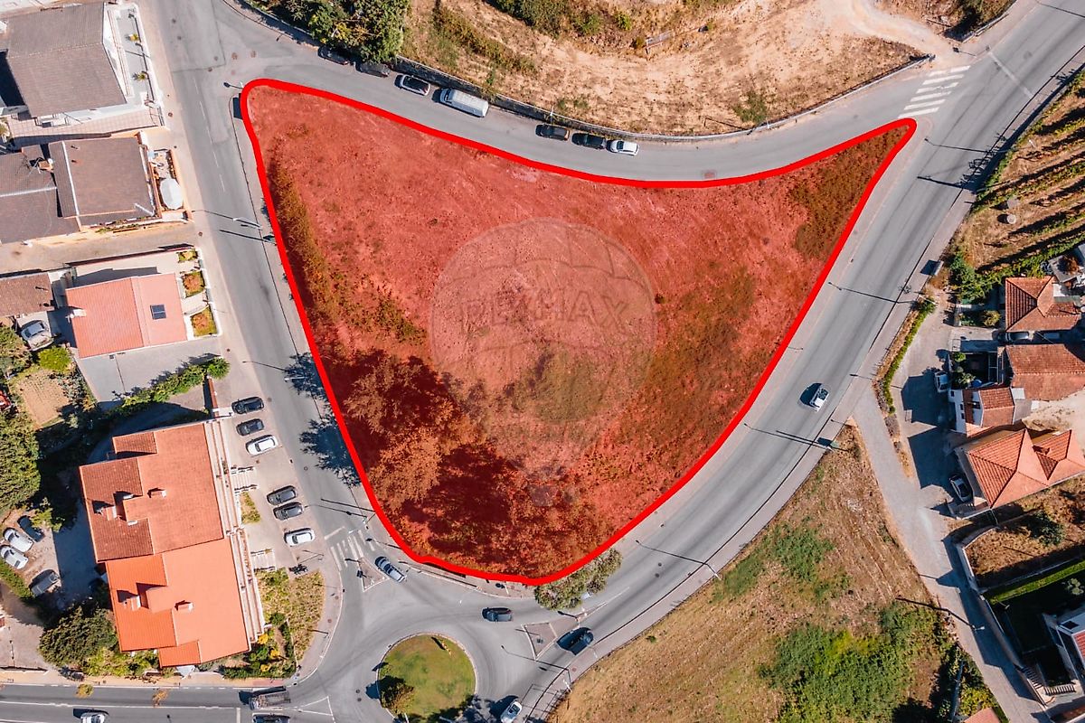 Terreno - Vila Cova da Lixa e Borba de Godim, Felgueiras, Porto