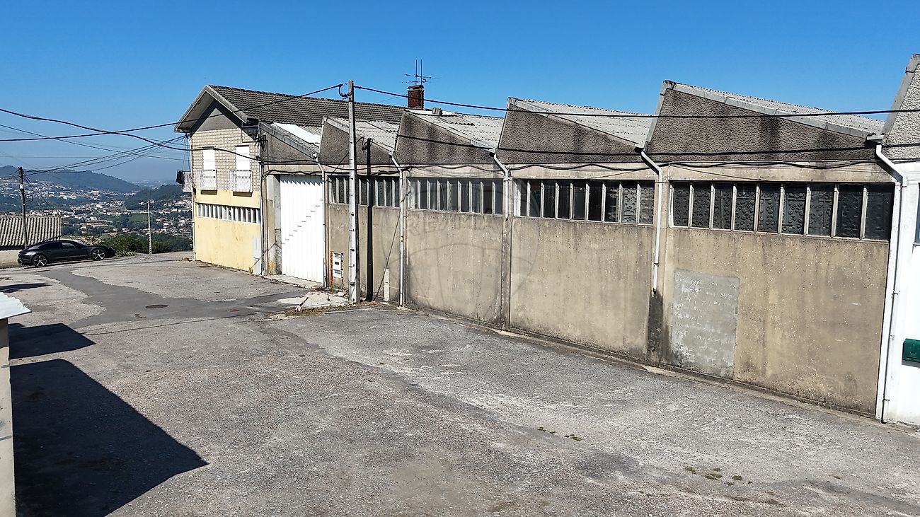 Armazém - Penacova, Felgueiras, Porto