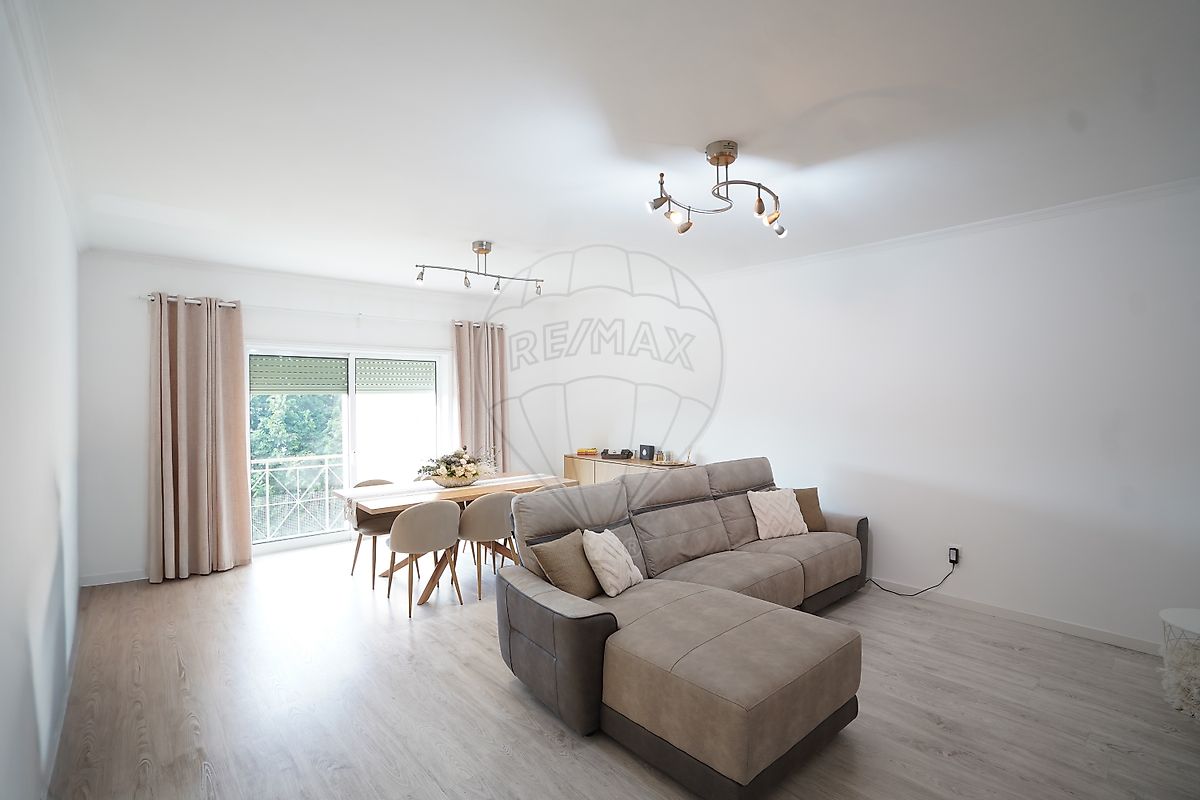 Apartamento T2 à venda em Paredes