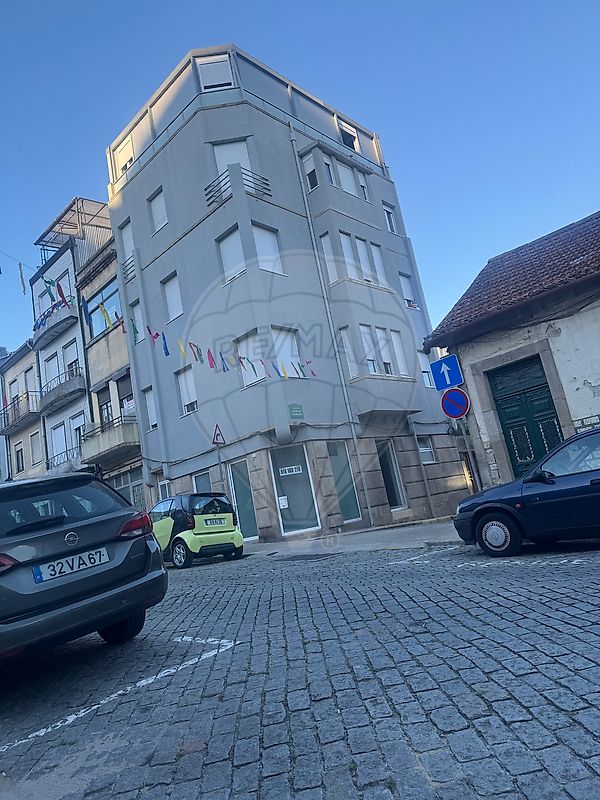 Apartamento T3 à venda em Porto
