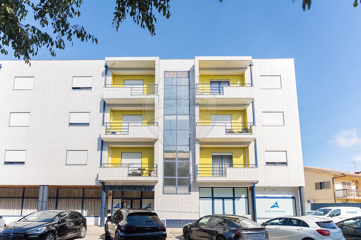 Apartamento T2 em Margaride (Santa Eulália), Várzea, Lagares, Varziela e Moure, €230.000