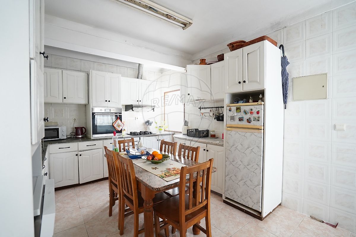 Moradia T4 à venda em Macieira da Lixa e Caramos, Felgueiras — foto 4