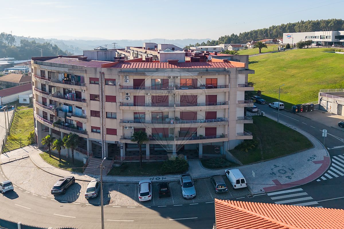 Apartamento T3 à venda em Felgueiras